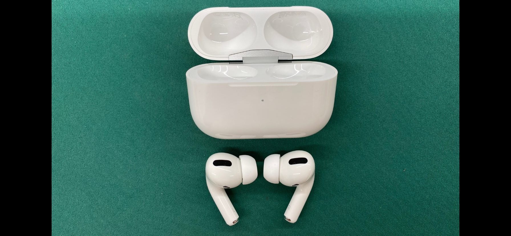 AirPods09